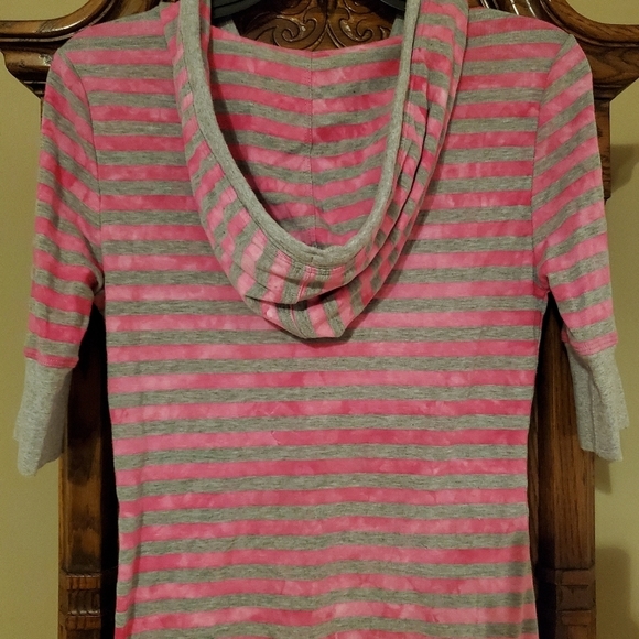 Calvin Klein Women's Short-sleeved Hooded T-shirt - Picture 5 of 5